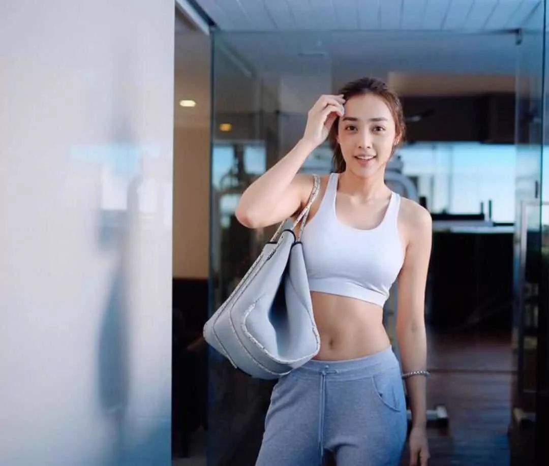 超甜泰剧 霸道总裁虐恋情深 女主超A相爱相杀_泰剧